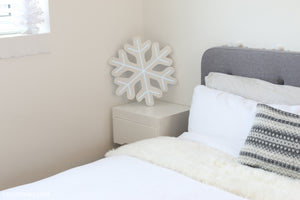How to DIY your own custom Christmas lights with EL wire – snowflake, Christmas tree and neon sign